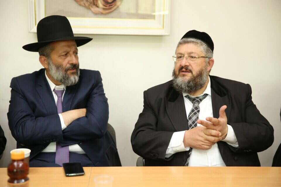 רבי יהודה דרעי זצ״ל יחד עם אחיו, יו״ר ש״ס הרב אריה דרעי , יעקב כהן