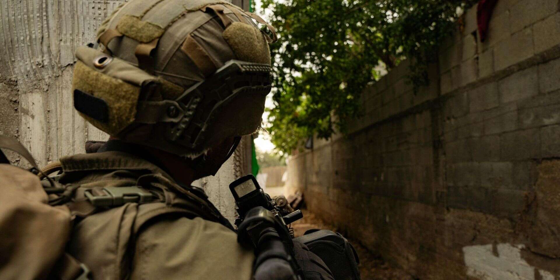 בתום 15 שעות של מבצע; כוחות צה״ל ומג״ב השמידו חמ״לים ועשרות מטענים שהוטמנו מתחת לתשתיות אזרחיות בנור א-שמס שבחטיבת מנשה , דובר צה"ל