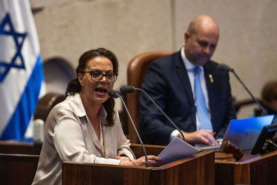 ח"כ דיסטל , אורן בן חקון
