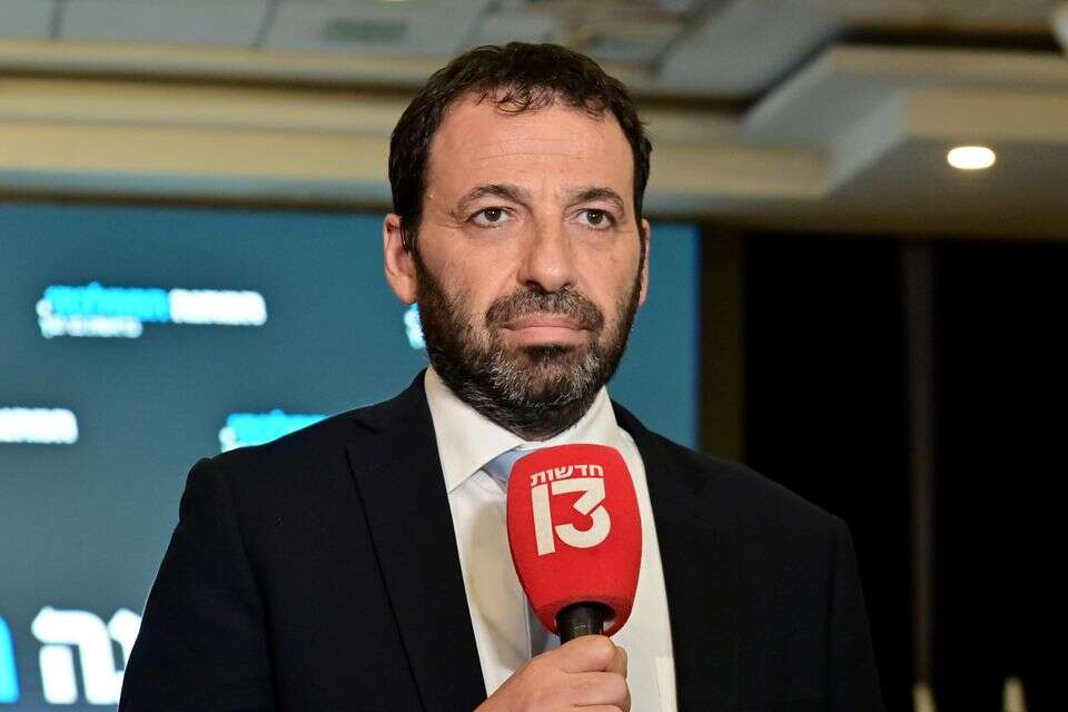 רביב דרוקר , יוסי זליגר