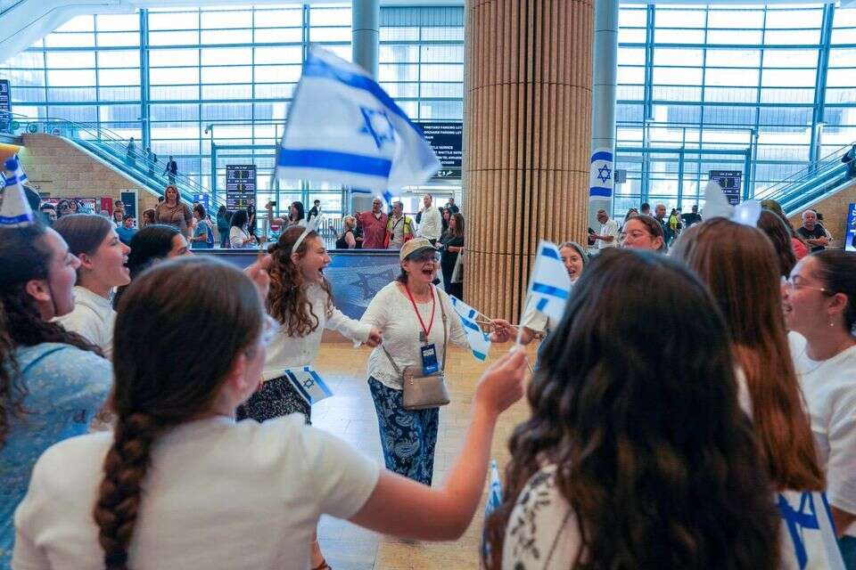 כ-2,000 עולים חדשים צפויים לנחות בנצתב"ג , נפש בנפש