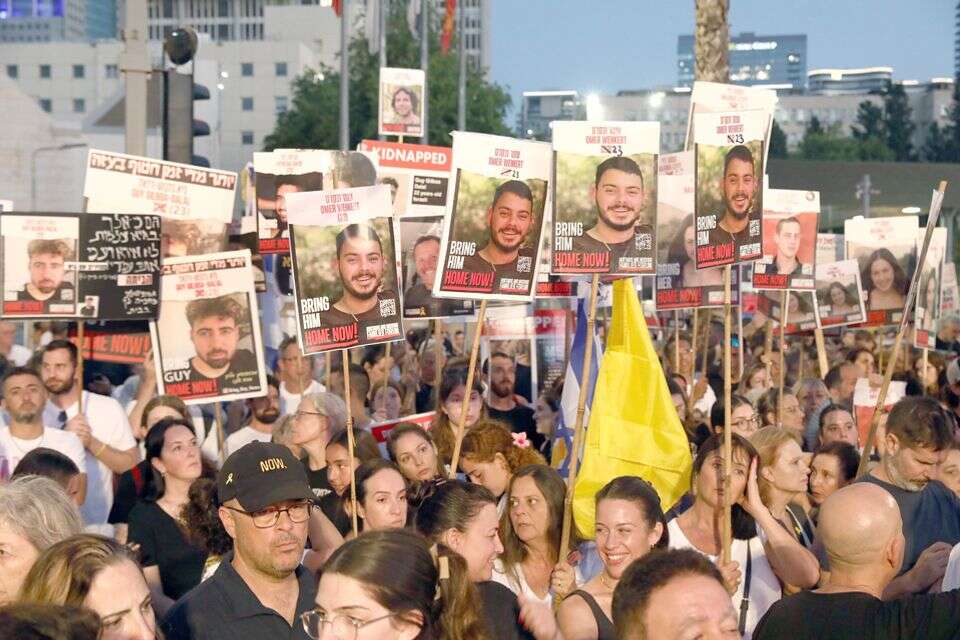הפגנה למען החזרת החטופים בכיכר בתל אביב , גדעון מרקוביץ'