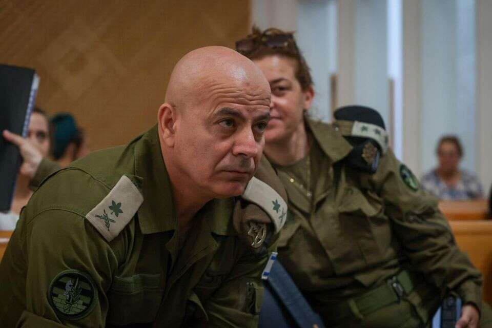 מתאם פעולות הממשלה בשטחים, אלוף רסאן עליאן , אורן בן חקון