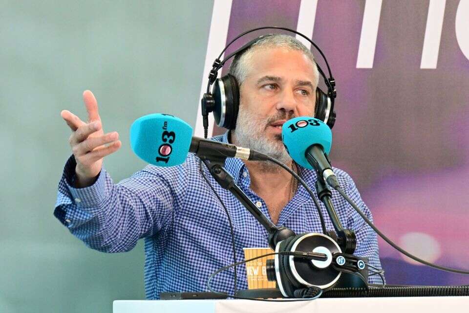 ינון מגל , יוסי זליגר