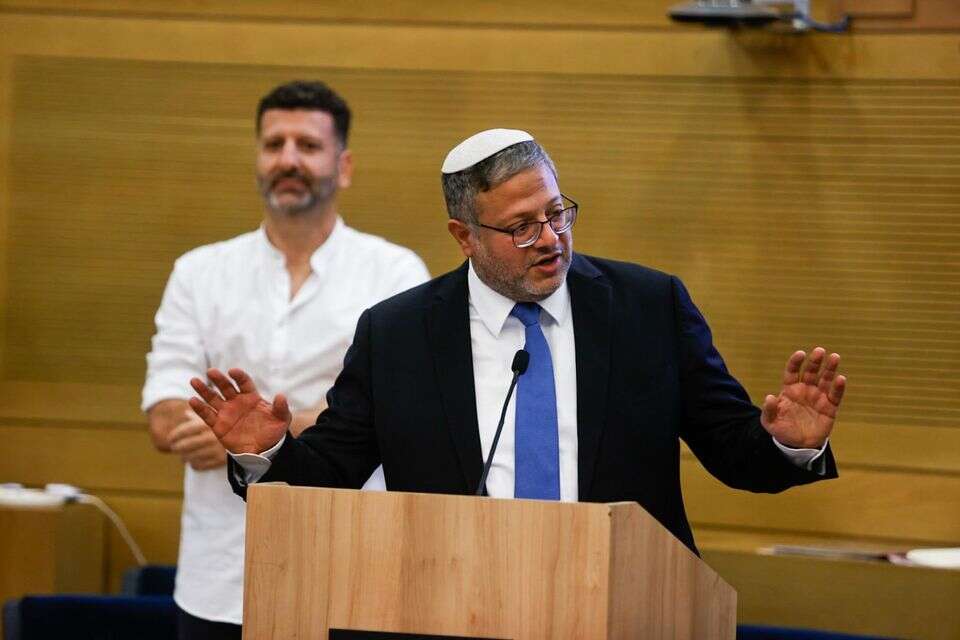 איתמר בן גביר , אורן בן חקון