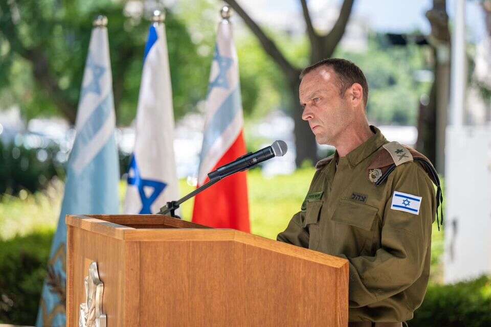 שלומי בינדר הועלה לדרגת אלוף וימונה לראש אמ"ן בשבוע הבא , דובר צה"ל