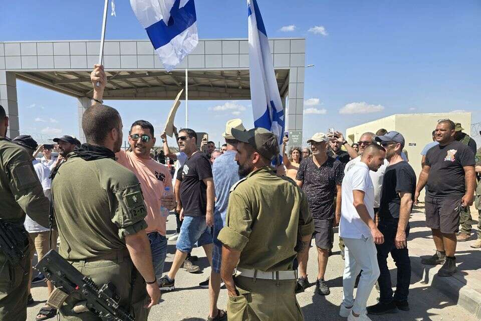 העימותים בשדה תימן , דודו גרינשפן