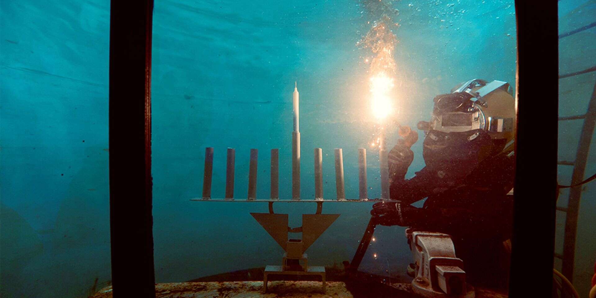 נס הדלקת נרות חנוכה , אורן כהן