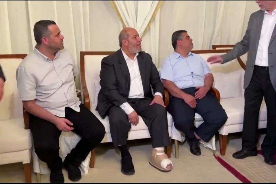 ח'ליל אל-חיה בסוכת האבלים של הנייה , רשתות ערביות