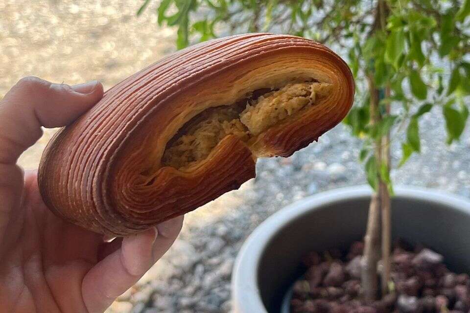 "ג'וליאן" , מאיה דרין