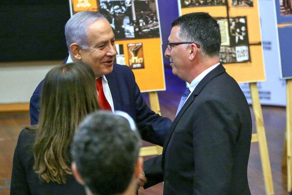 השר סער ורה"מ נתניהו (ארכיון) , אורן בן חקון