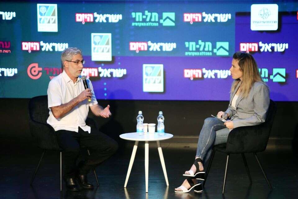 יוסי ממו, מנכ"ל רשת החינוך עתיד בוועידת "ישראל היום" , גדעון מרקוביץ'