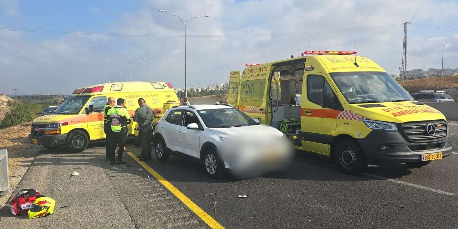 זירת התאונה במחלף נחשונים בכביש 6 , תיעוד מבצע מד"א