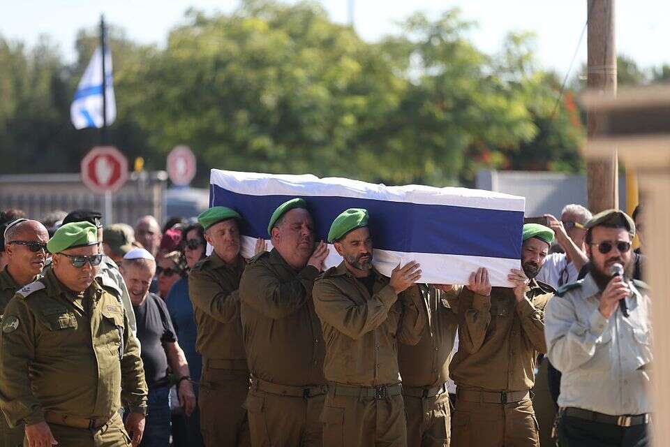 רס"ן יותם יצחק פלד מובא למנוחות , ללא