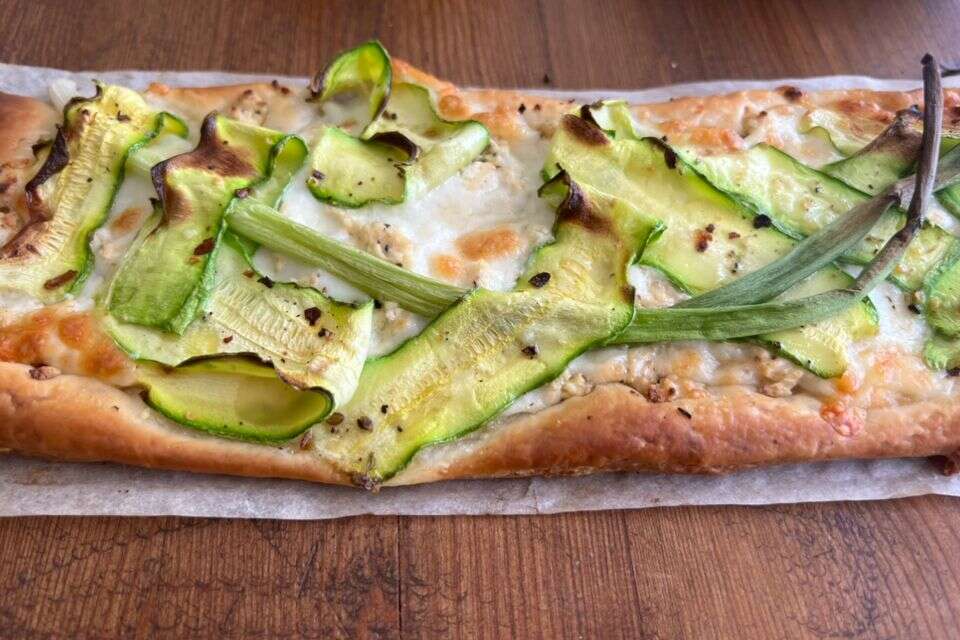 מאפה קישואים ובצל ירוק , מאיה דרין