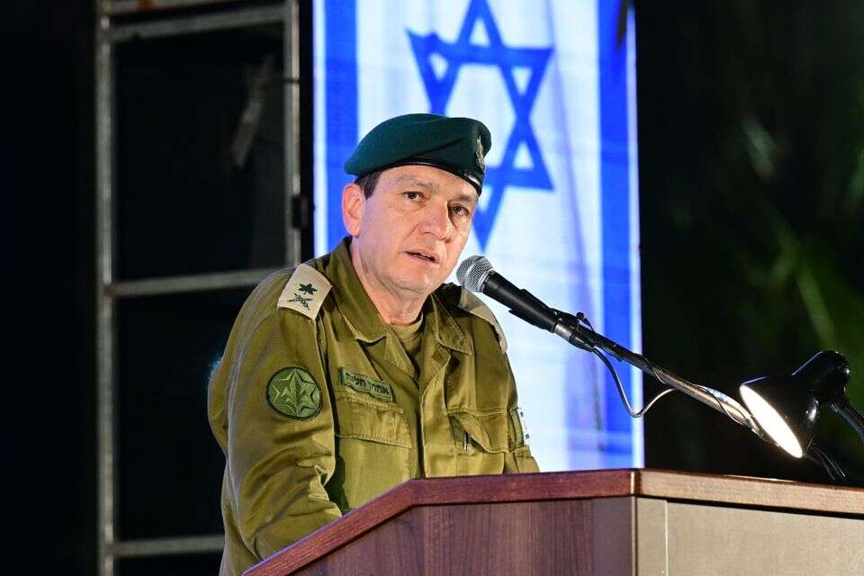 האלוף חליוה בטקס חילופי המפקדים , יוסי זליגר