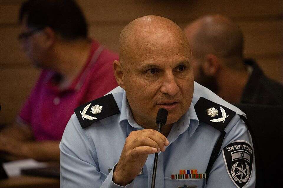 ניצב יהודה בן עטר , אורן בן חקון