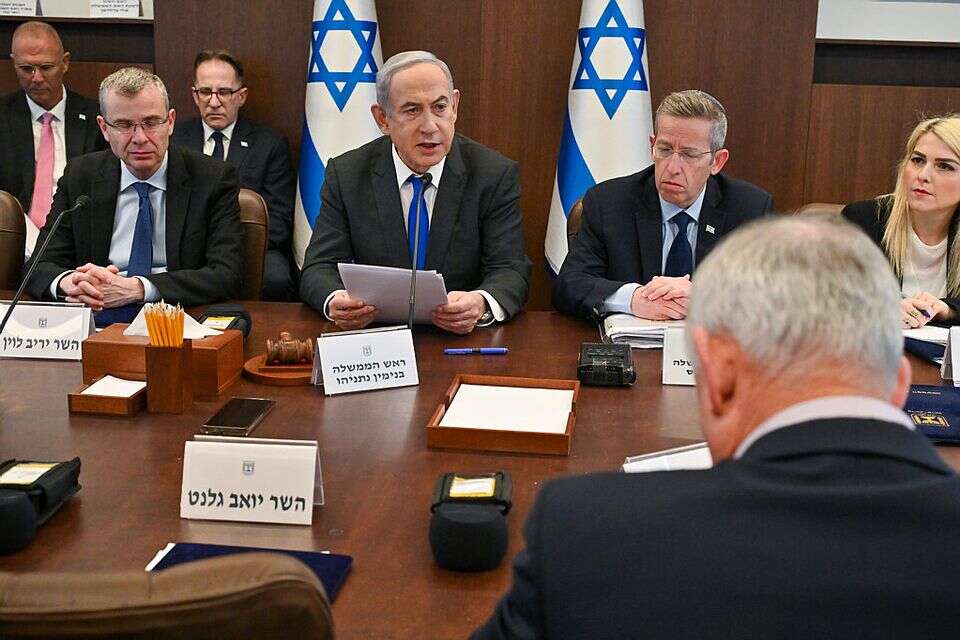 ישיבת הממשלה (ארכיון) , קובי גדעון / לע"מ