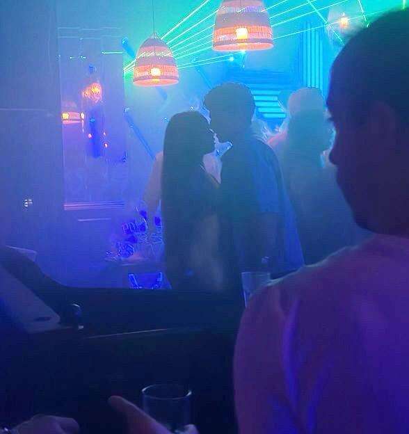 קורלי מבלה , השם שמור במערכת "For Real"