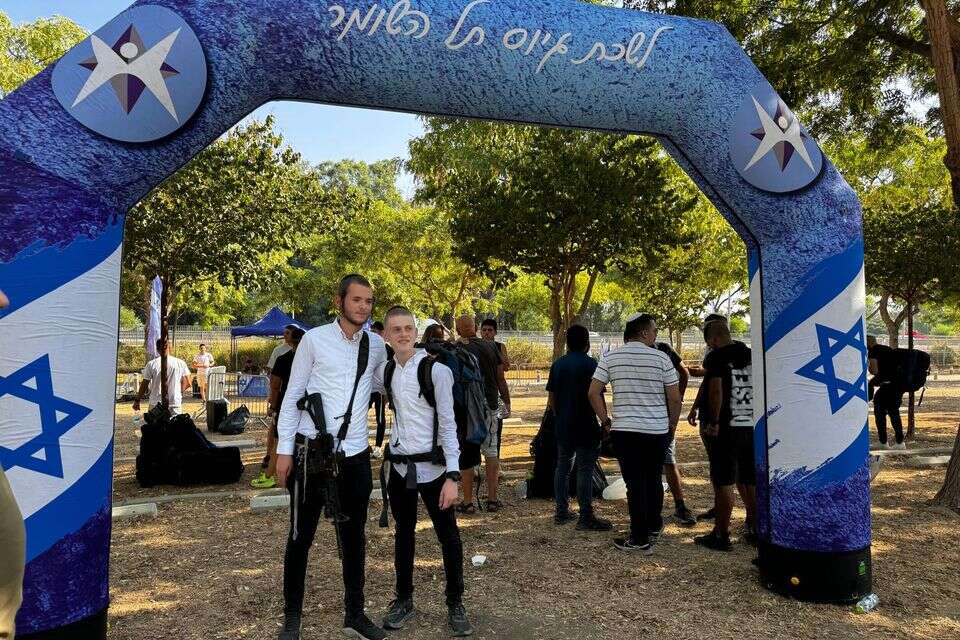 מלש"בים חרדים בפארק אריאל שרון , ללא