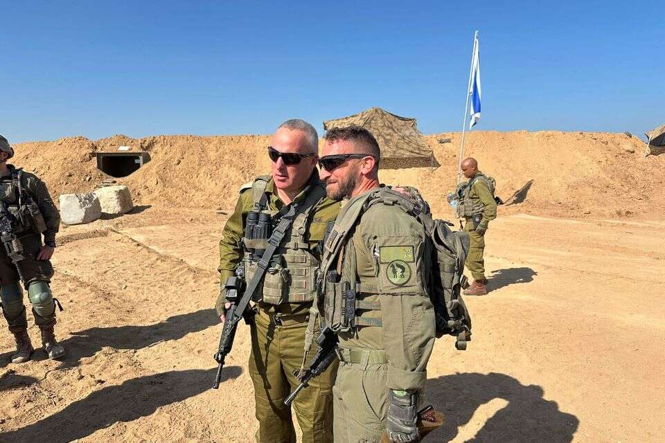 תא"ל חירם נכנס לתפקידו כמפקד אוגדת עזה , השימוש נעשה לפי סעיף 27א' לחוק זכויות היוצרים
