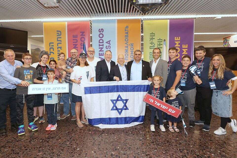 העולים לישראל רגע אחרי הנחיתה בנתב"ג , חן גלילי