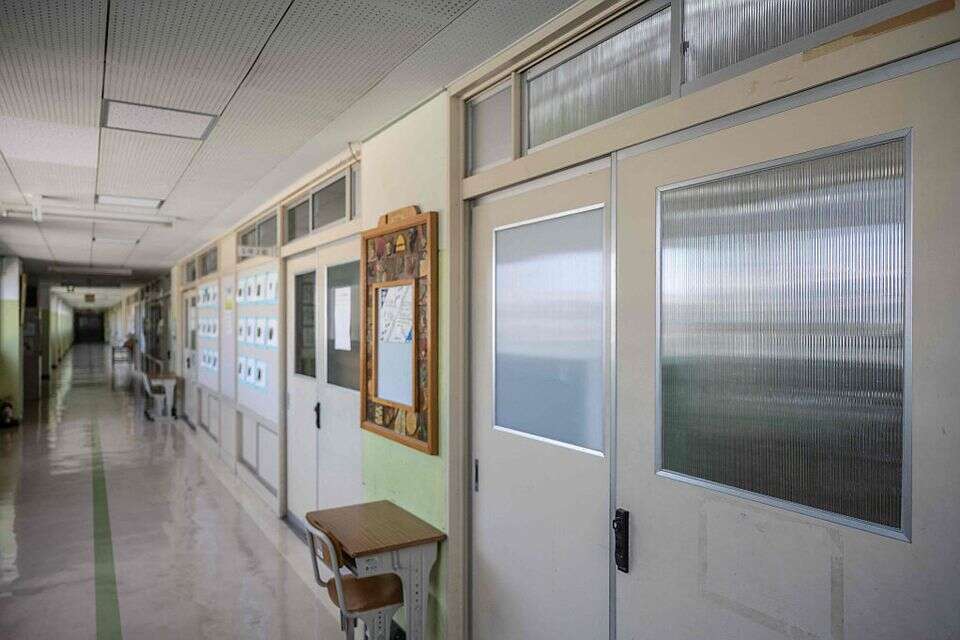 מסדרון בית ספר בטוקיו ביפן , איי.אף.פי