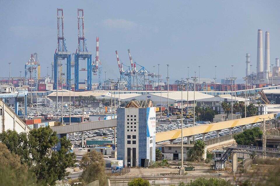 נמל אשדוד
 , לירון מולדובן