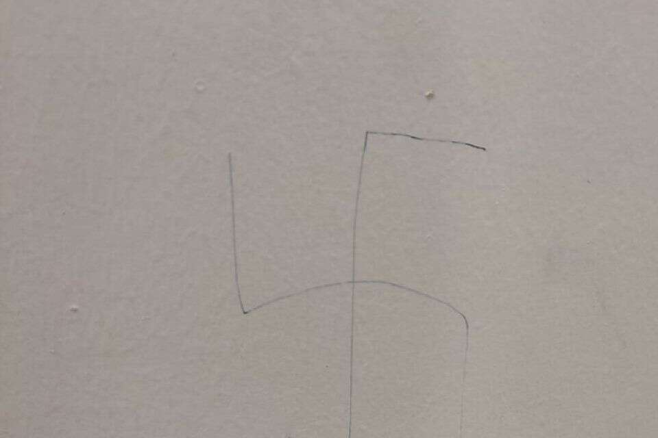 צלב הקרס על הקיר בטכניון , בצלמו