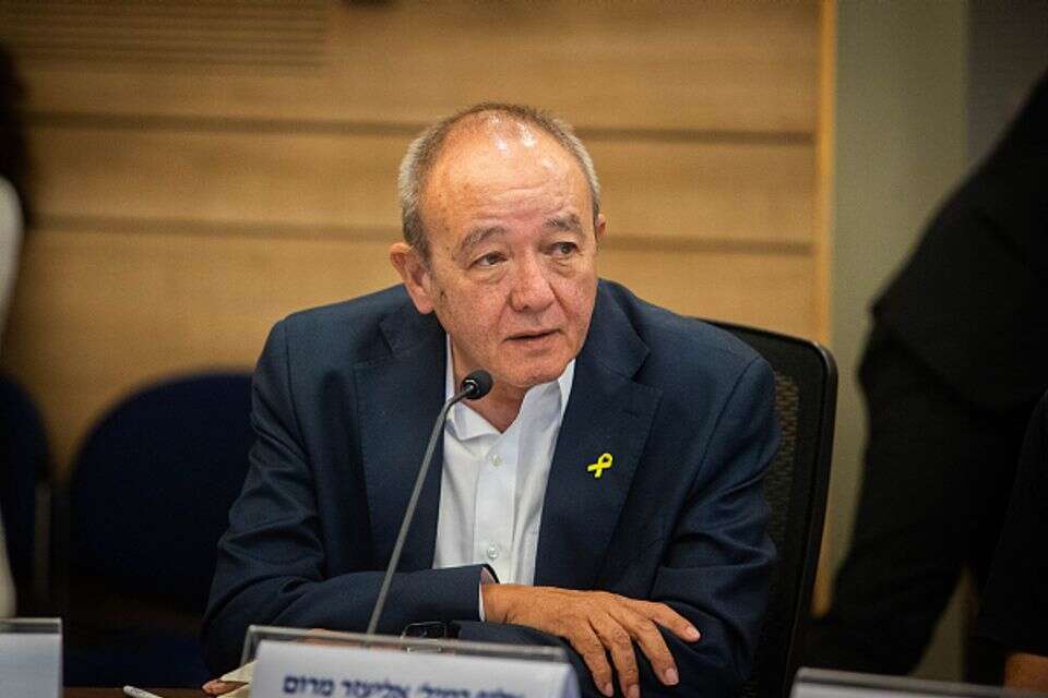 אליעזר (צ'ייני) מרום (ארכיון) , אורן בן חקון