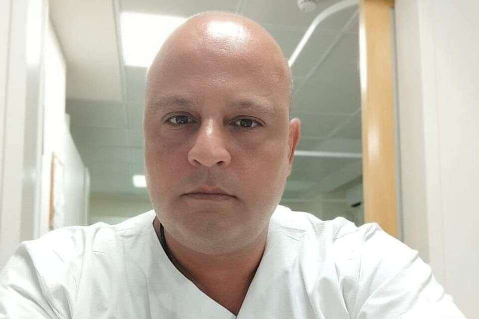 הנרצח בירי , ללא