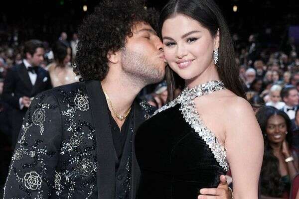 גומז ובלנקו , AP