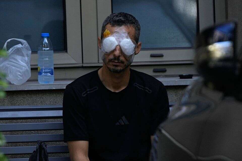 פצוע ממתקפת הביפרים בבית חולים באיראן , AP