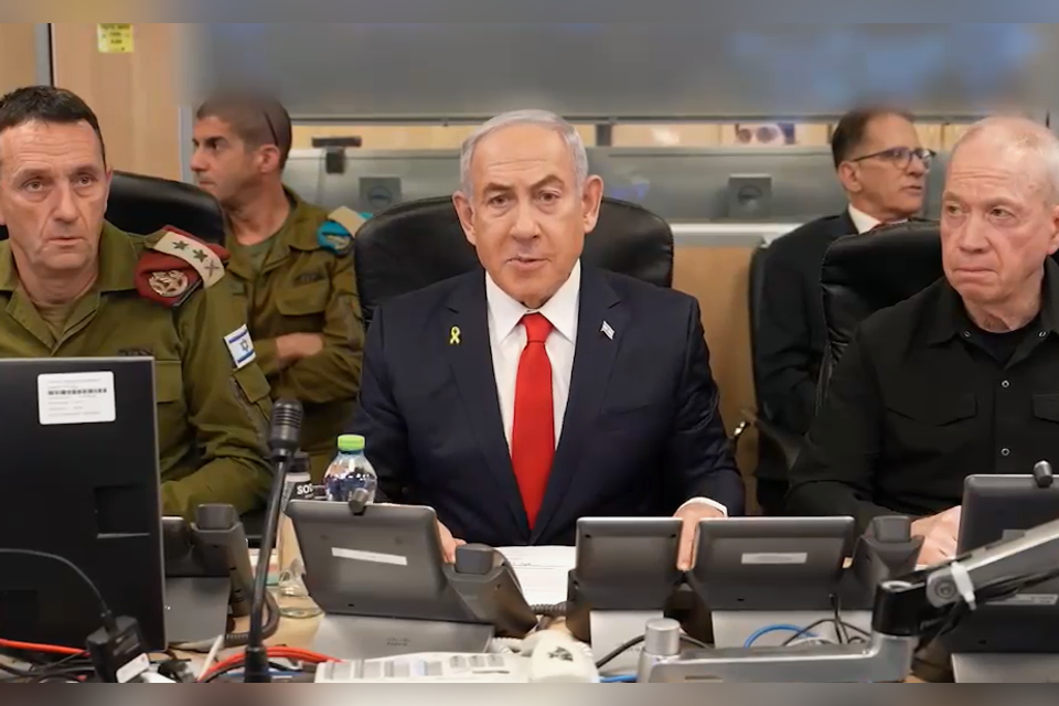 בב , בב