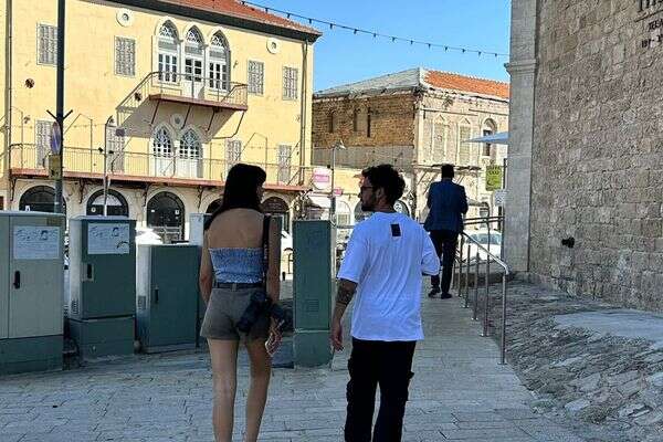 עידן גלפר והצלמת , השם שמור במערכת ForReal