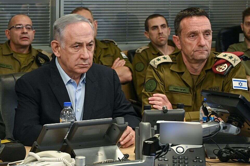 הרמטכ"ל הרצי הלוי ובנימין נתניהו (ארכיון) , מעיין טואף/לע״מ