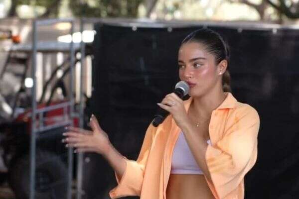 נועה קירל במסיבת העיתונאים בפארק הירקון , משה בן שמחון