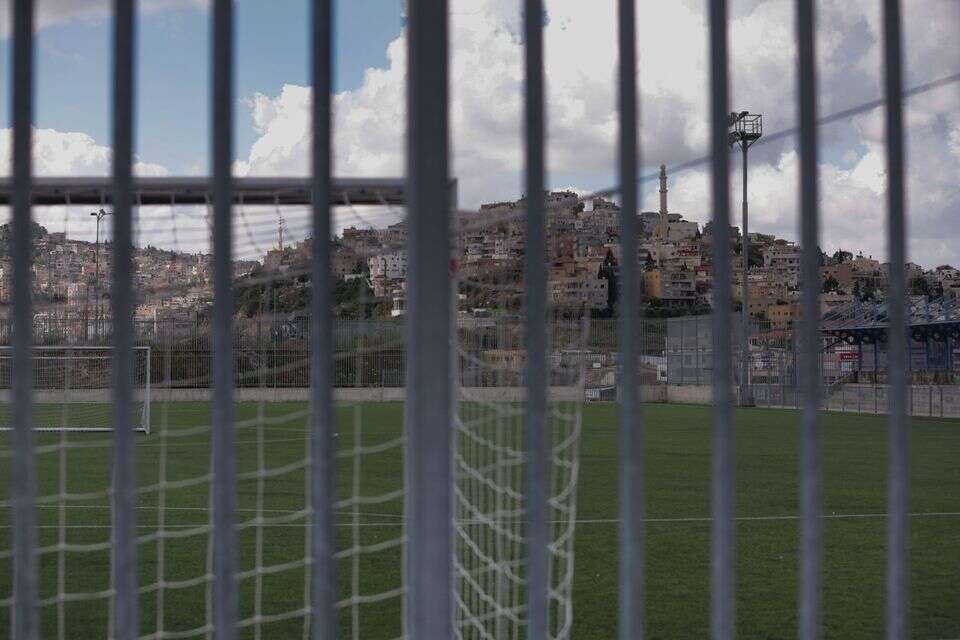 מגרש כדורגל באום אל פחם , ללא