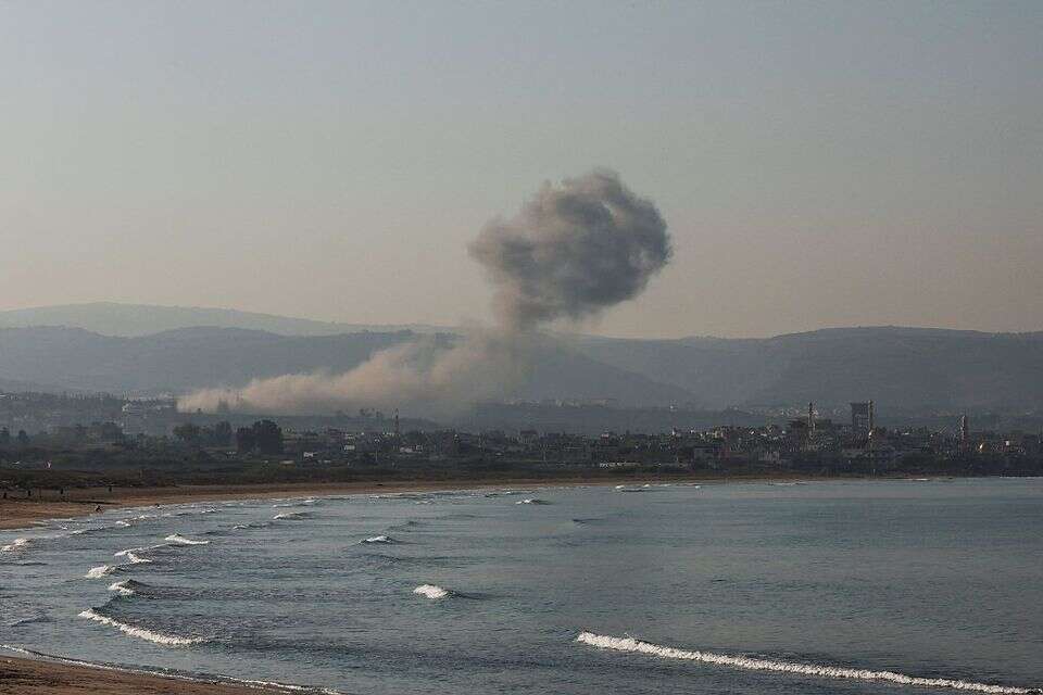 הפצצות צה"ל בלבנון (ארכיון) , רויטרס