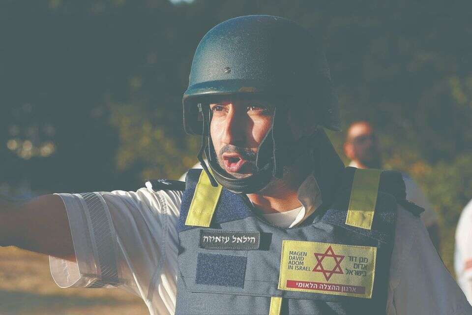 איש צוות מד"א בזירת נפילת טיל , דוברות מד"א