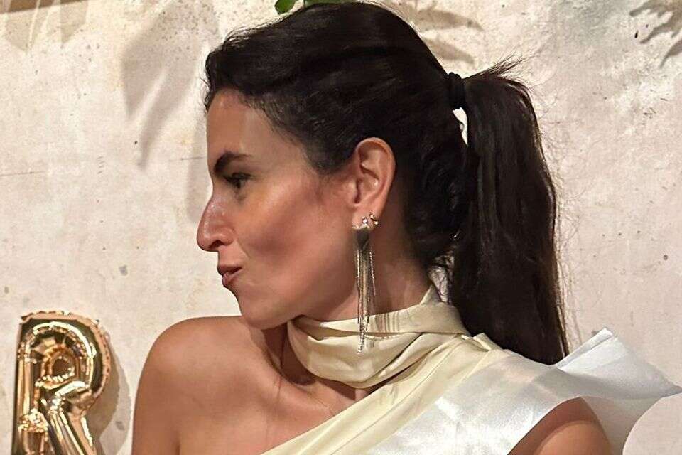 מציאות לא ורודה. מור רדמי  , ללא קרדיט