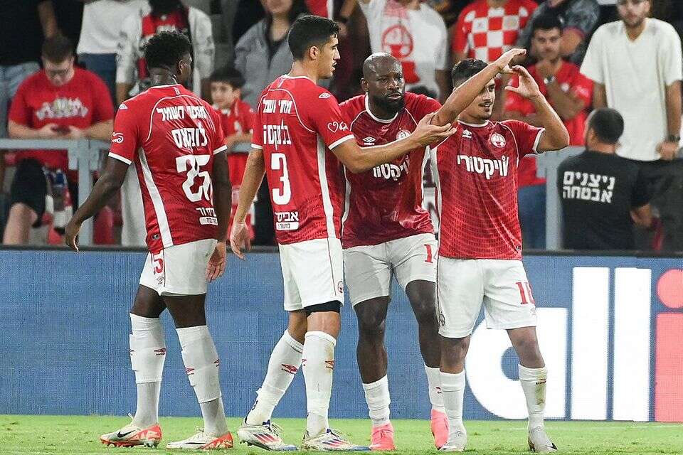 שחקני באר שבע מאושרים, הערב בטרנר , ברני ארדוב