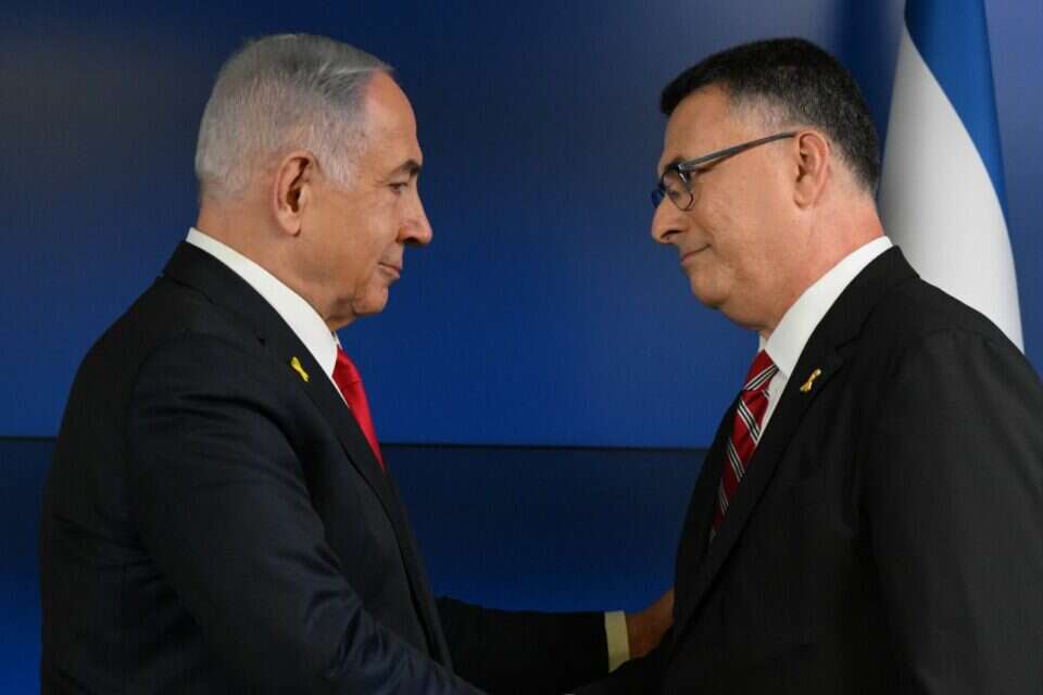 גדעון סער ונתניהו בעת הצטרפות סער לממשלה , לע"מ