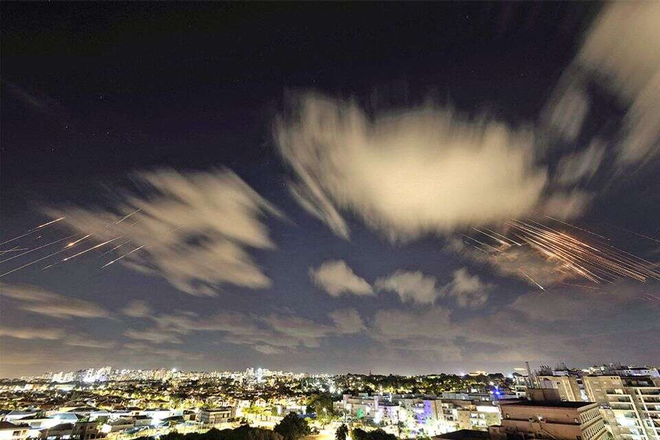 יירוט של כיפת ברזל מעל אשקלון , רויטרס
