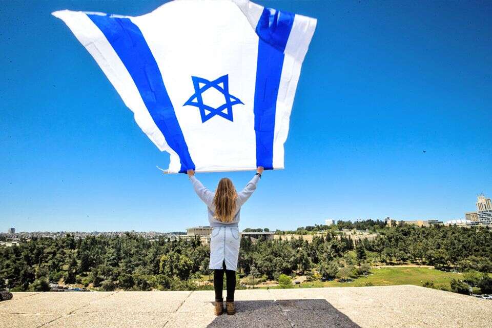גאווה ישראלית , אורן בן חקון