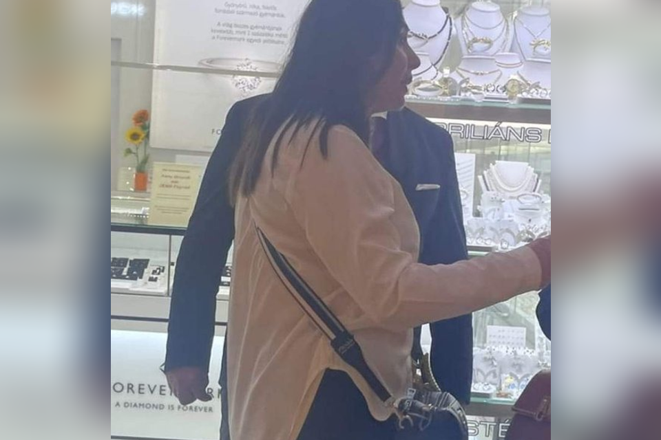 השרה מירי רגב בקניות בבודפשט (ארכיון) , מתוך חשבון הטוויטר של אבנר ירקוני