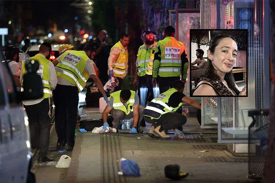 ענבר שגב-ויגדר ז"ל על רקע זירת הפיגוע ביפו , אי.פי.אי