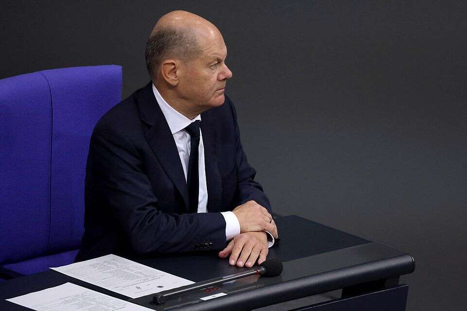 קנצלר גרמניה, אולף שולץ, במהלך ישיבה מיוחדת לזכר 7 באוקטובר , איי.אף.פי