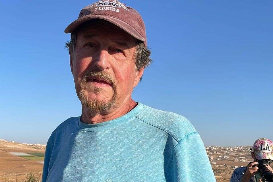מייקל, פעיל השמאל שגורש מישראל , .