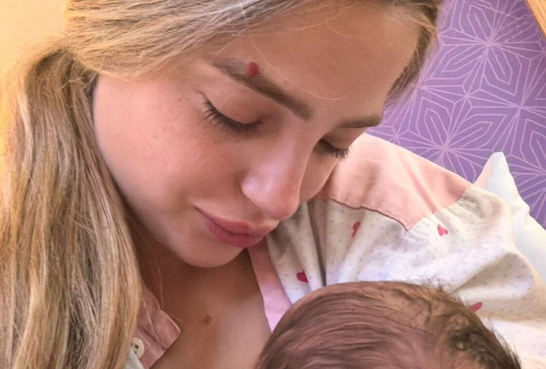הדר קרקו, כשהייתה אמא טרייה , ללא קרדיט